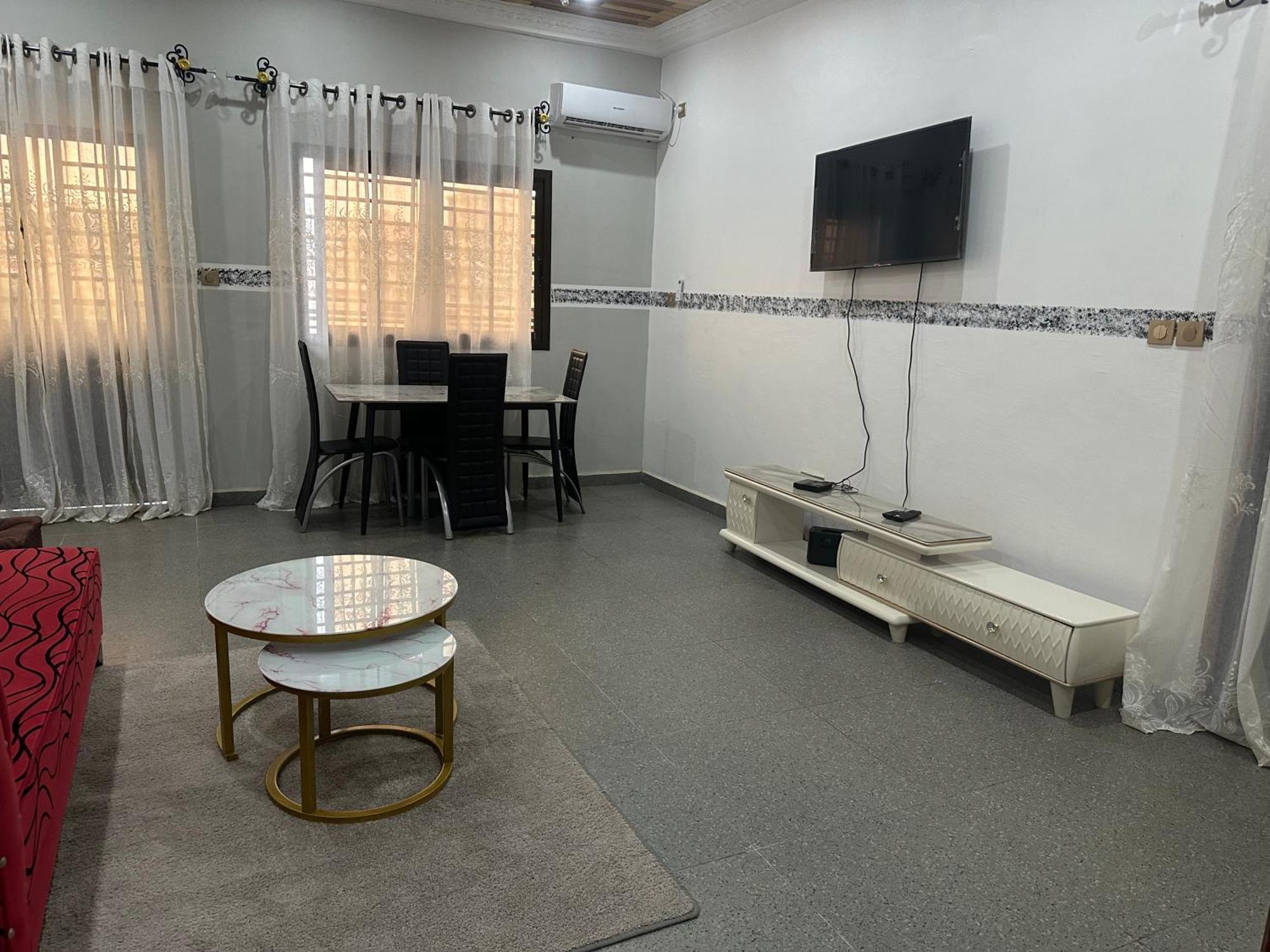 Residence Timo Yaoundé Extérieur photo